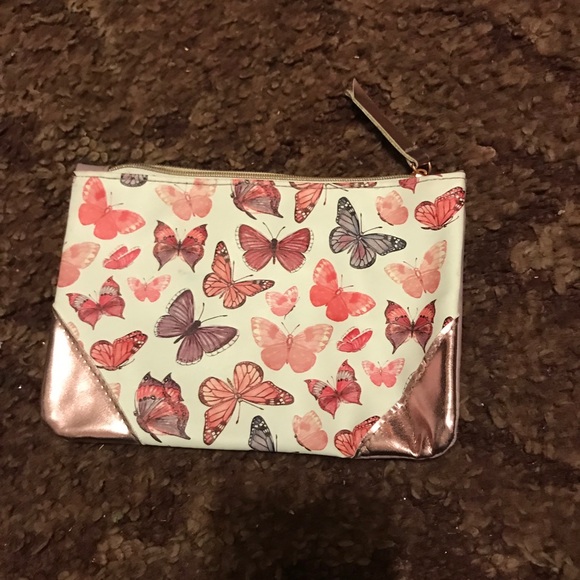 Ipsy Bags - Picture 7 of 8
